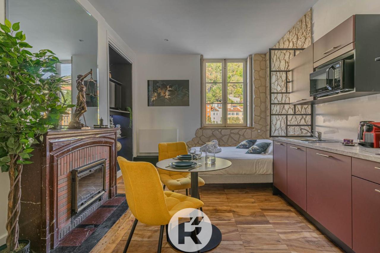 R'Apparts Studio Chic Des Quais Grenoble Exterior foto